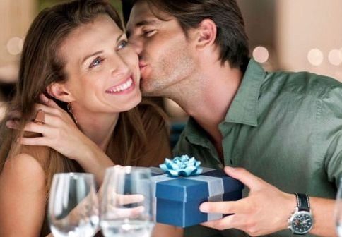 Що подарувати жінці на 31-й день народження